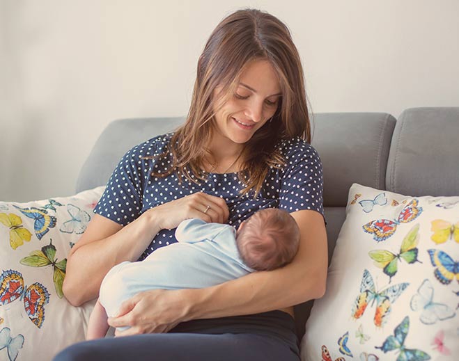 Womens-OB-Breastfeeding-Healthy-Newborn